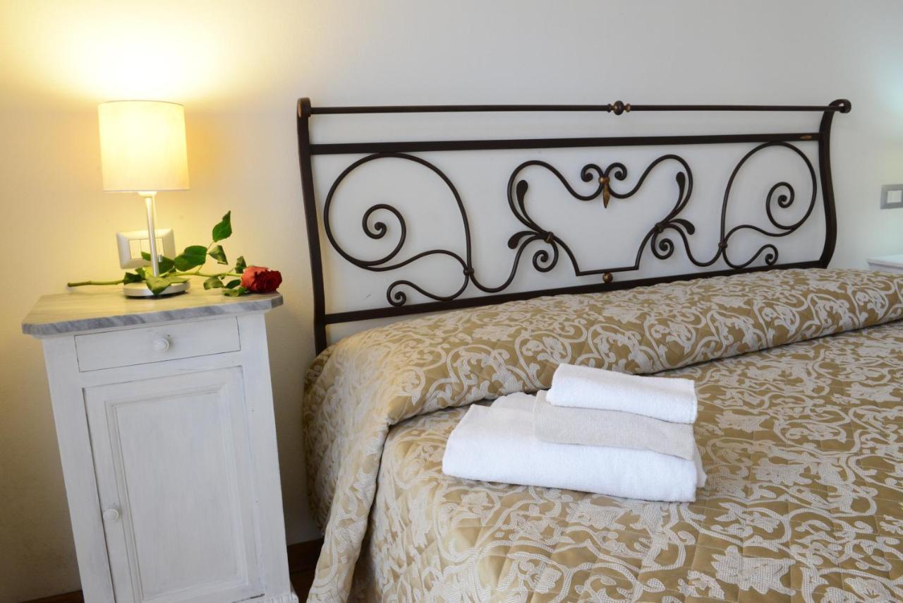 Hotel Relais Palazzo Paleologi Sec.xiv 4*