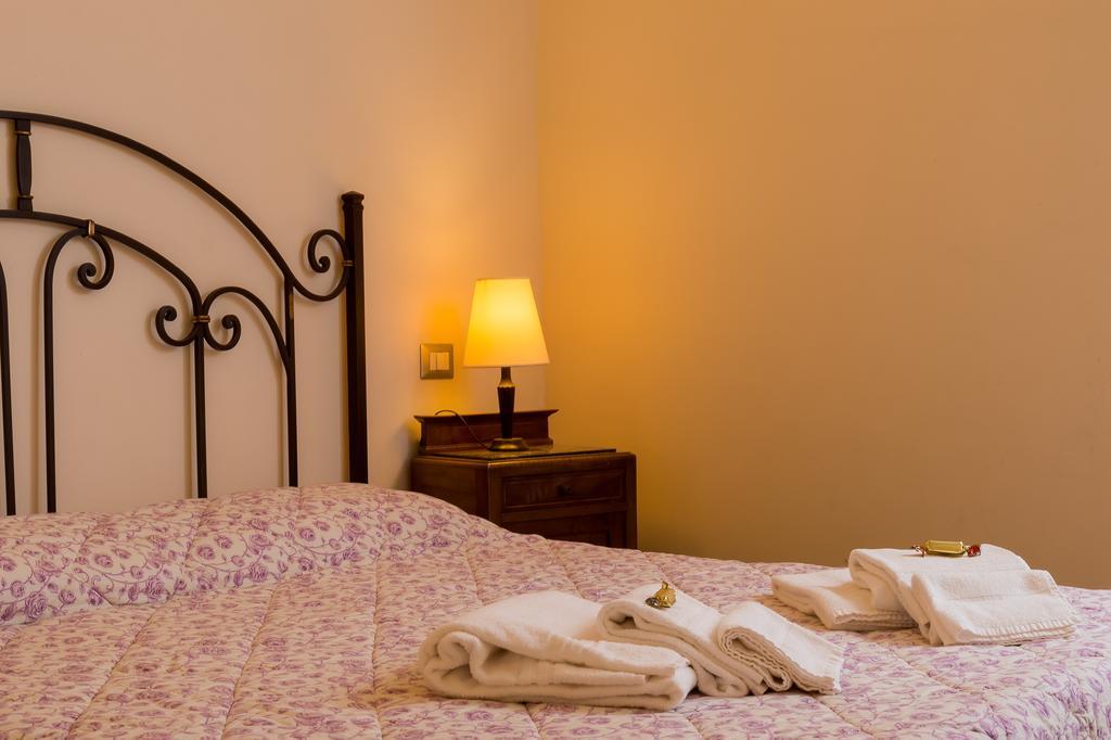 Hotel Relais Palazzo Paleologi Sec.xiv 4*
