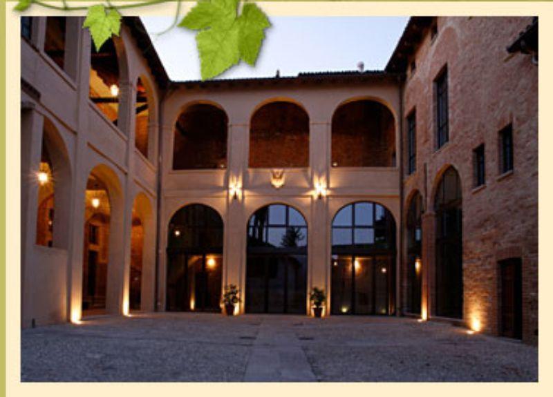 Relais Palazzo Paleologi Sec.xiv Lu (Piedmont)